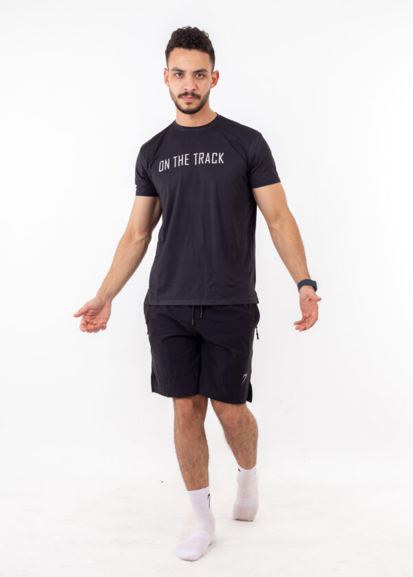 1I7A9987 OnTheTrack white