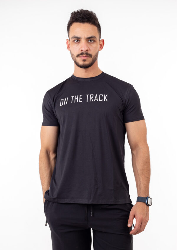 1I7A9996 OnTheTrack white